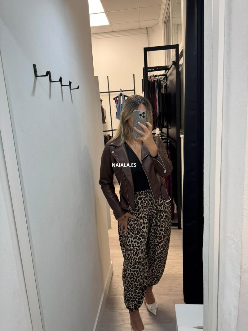 Chaqueta polipiel marrón